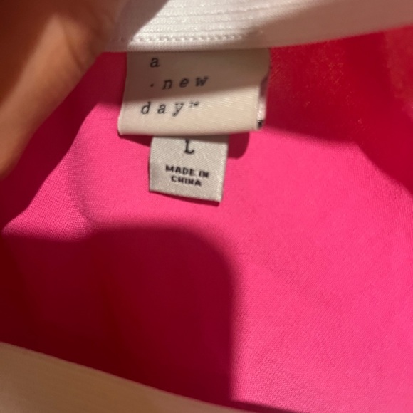 Target a new day bright pink satin skirt size large never worn - Picture 3 of 3